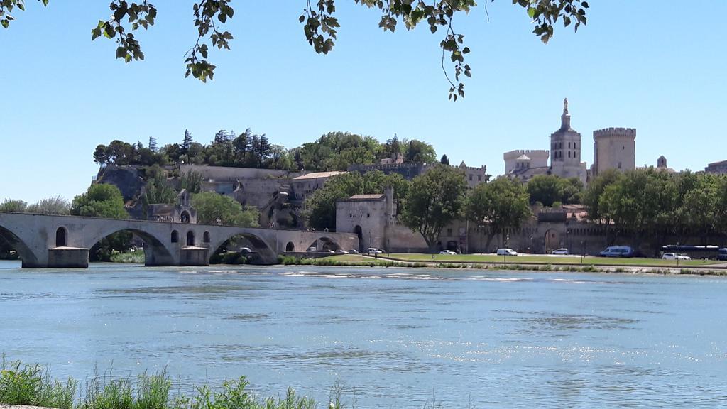 Appart Ensoleille Proche Remparts أفينيون المظهر الخارجي الصورة